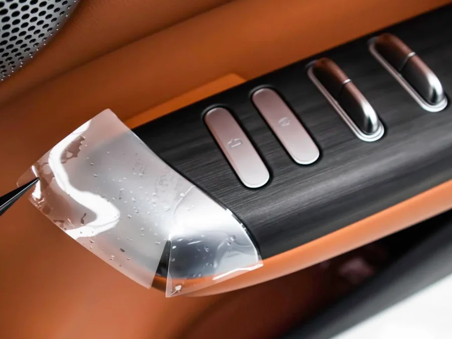 ฟิล์มกันรอยภายในรถยนต์